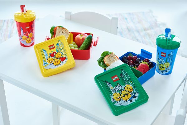 lunch boxes, tumblers w straws, fruit, share, lunch, sandwich, full, healthy, nutrition, joyful, household, picninc